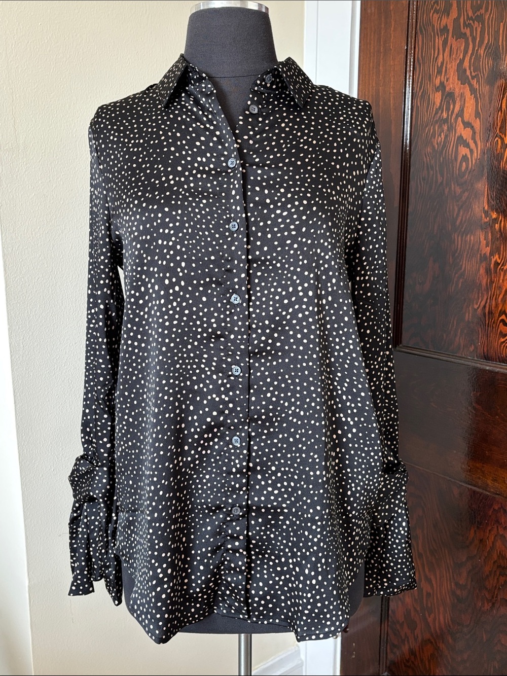 Banana Republic Black Polka Dot Button-Front Women's Blouse Bows Work Office